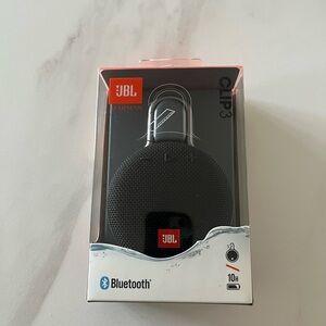 JBL Clip 3 Bluetooth Speaker - Dark Gray